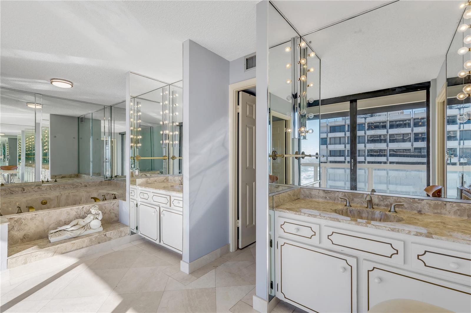 Image 46 of 100 For 3000 Atlantic Avenue 180