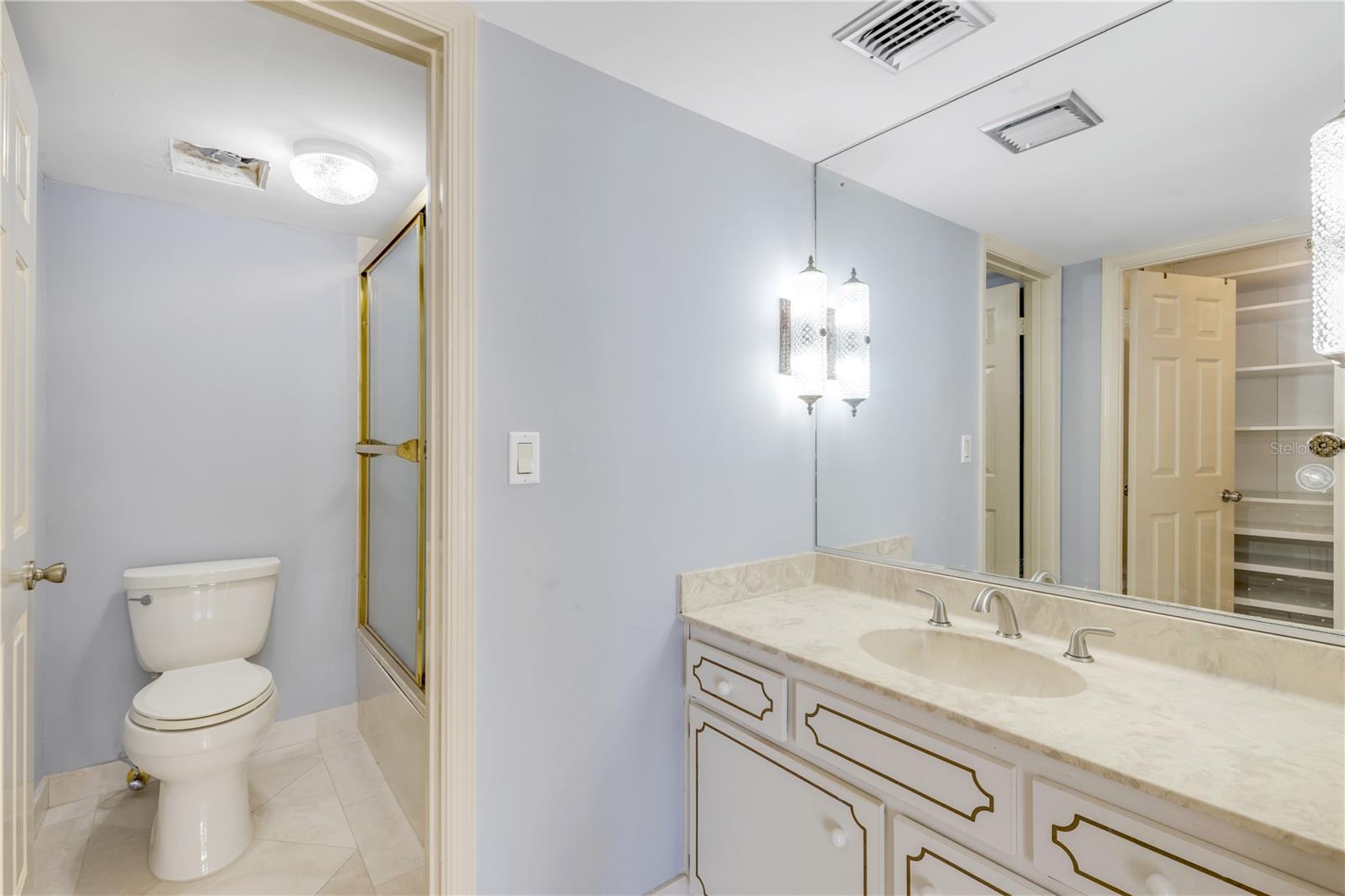 Image 62 of 100 For 3000 Atlantic Avenue 180