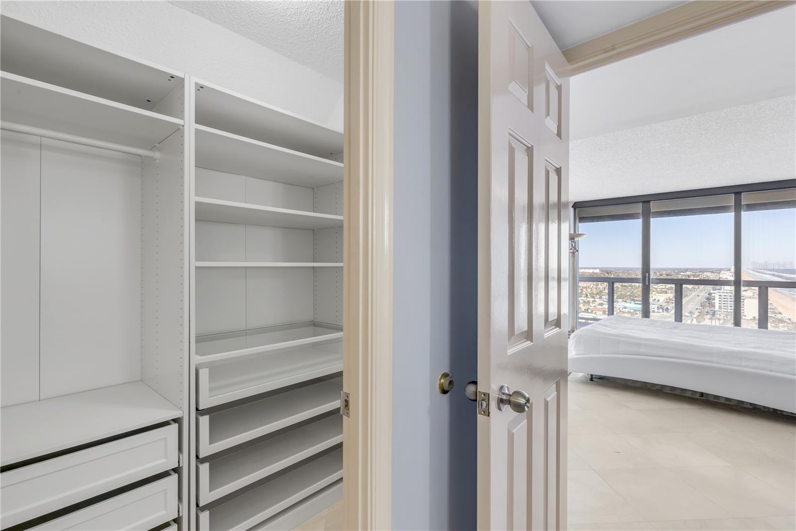 Image 71 of 100 For 3000 Atlantic Avenue 180