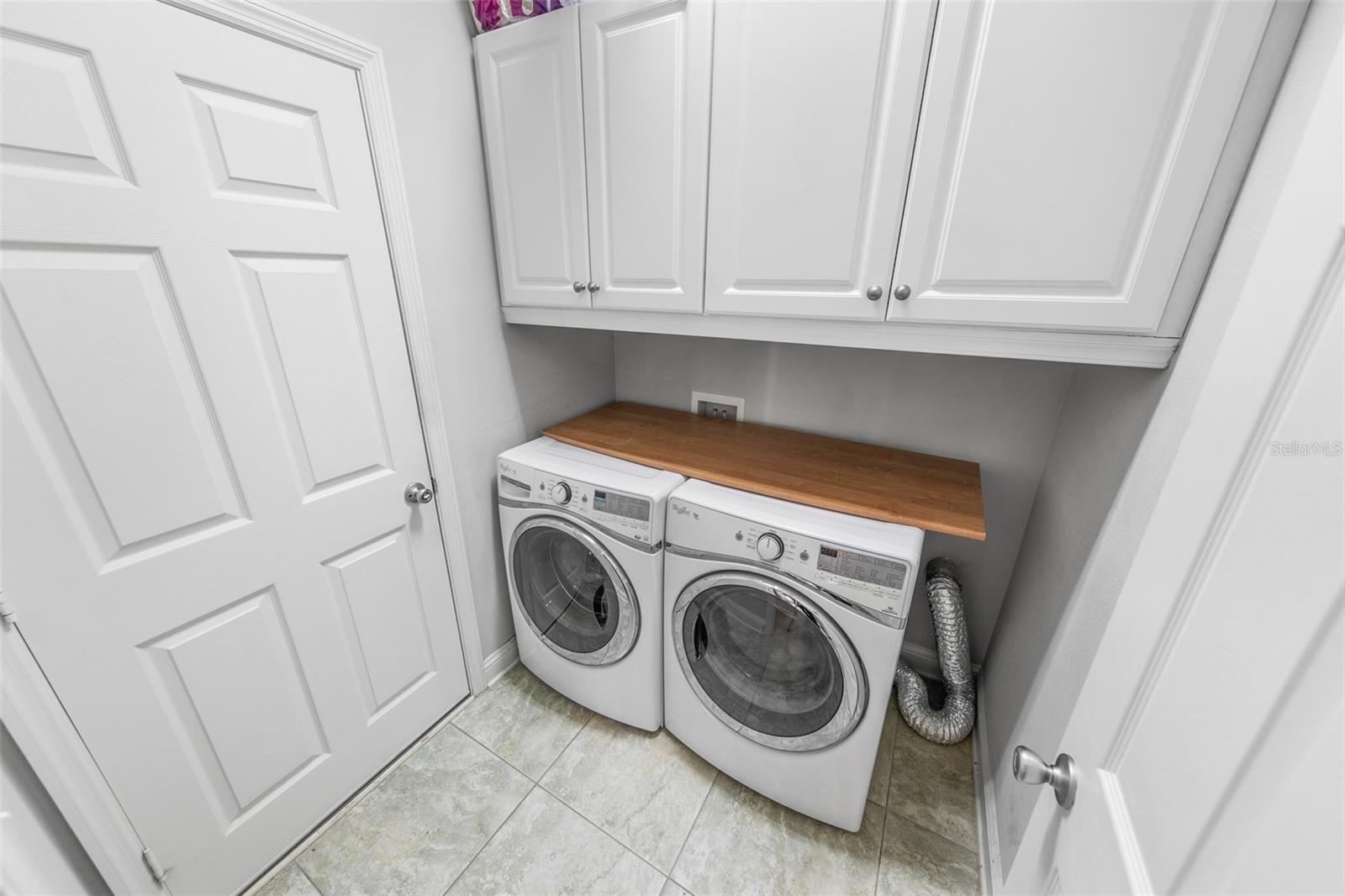 Image 25 of 36 For 301 Tuscany Chase Drive