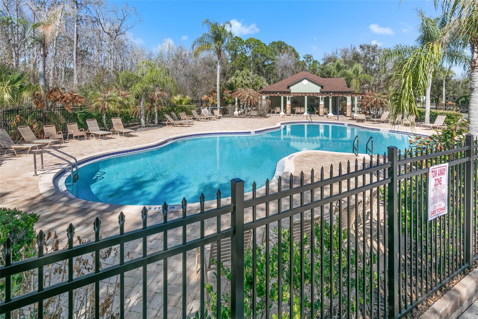 Image 34 of 36 For 301 Tuscany Chase Drive