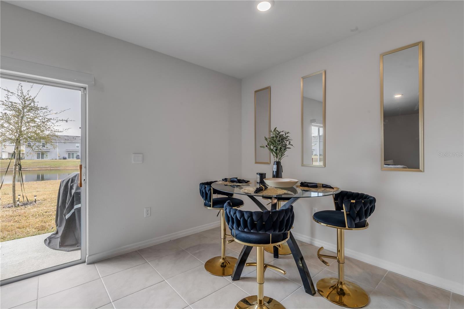 Image 11 of 27 For 2724 Silver Canoe Drive