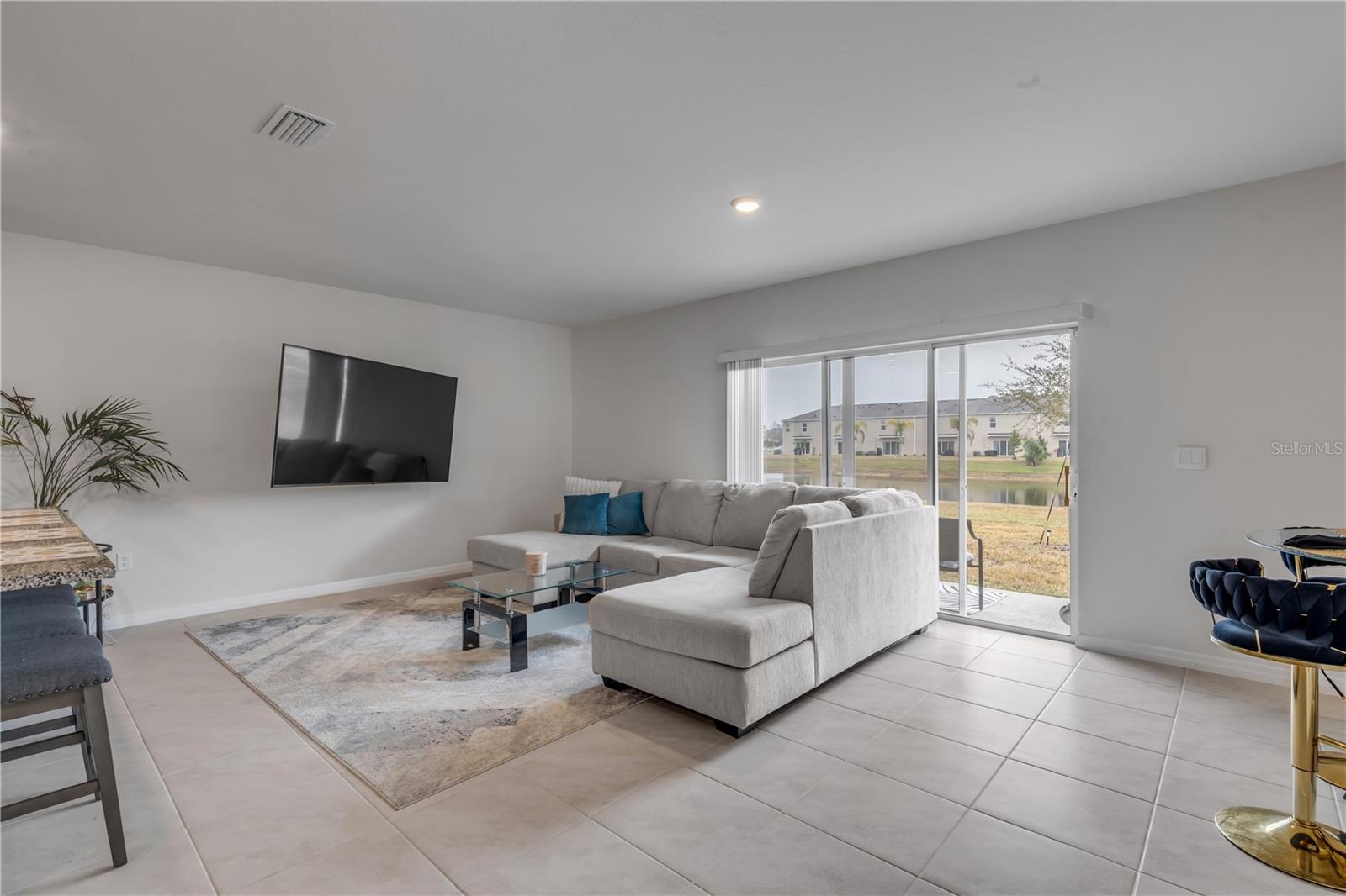 Image 8 of 27 For 2724 Silver Canoe Drive