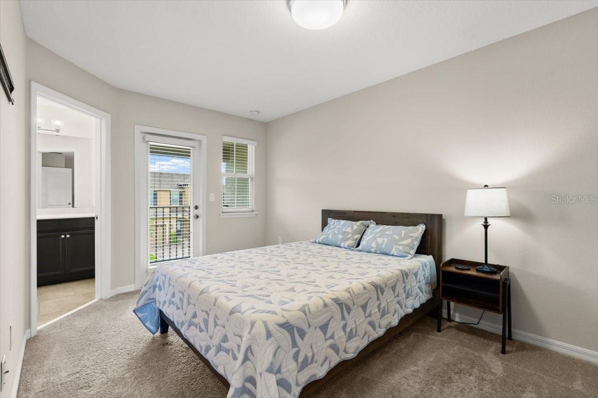 Image 21 of 48 For 107 Wentworth Grande Drive