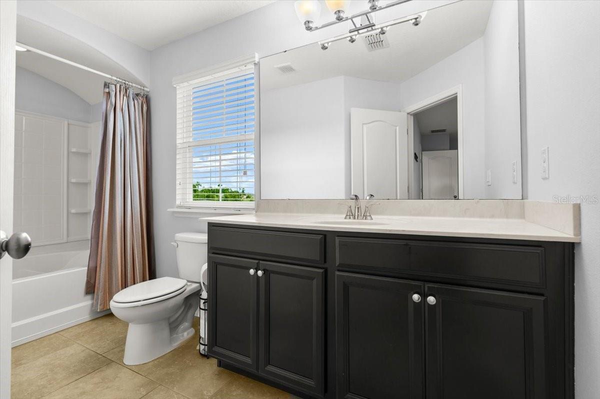 Image 26 of 48 For 107 Wentworth Grande Drive