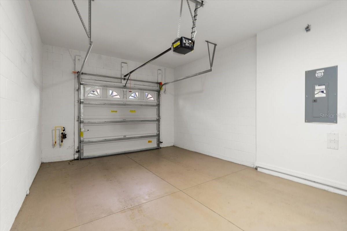 Image 30 of 48 For 107 Wentworth Grande Drive