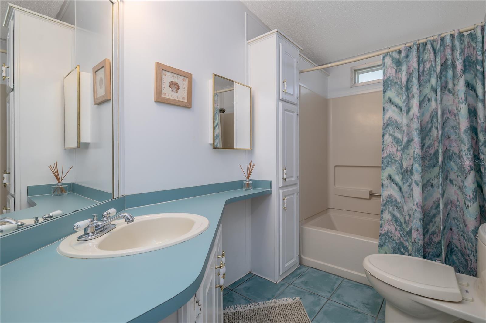 Image 16 of 34 For 810 Navigators Way