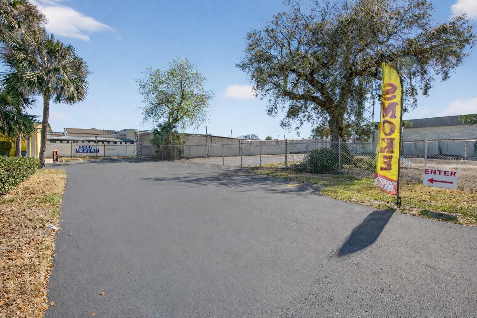 Image 11 of 33 For 517 International Speedway Boulevard