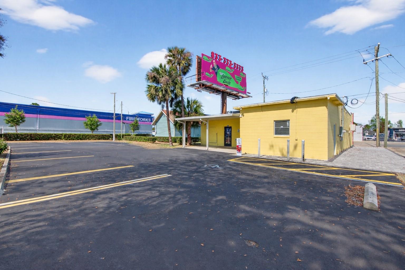 Image 9 of 33 For 517 International Speedway Boulevard