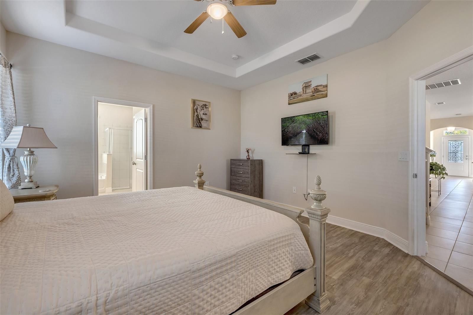 Image 23 of 56 For 259 River Vale Lane