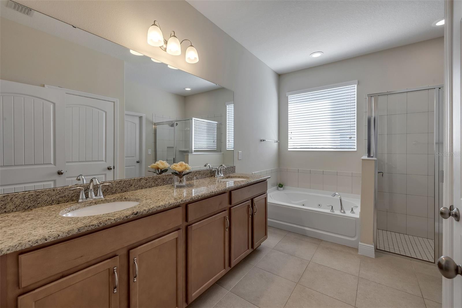 Image 26 of 56 For 259 River Vale Lane