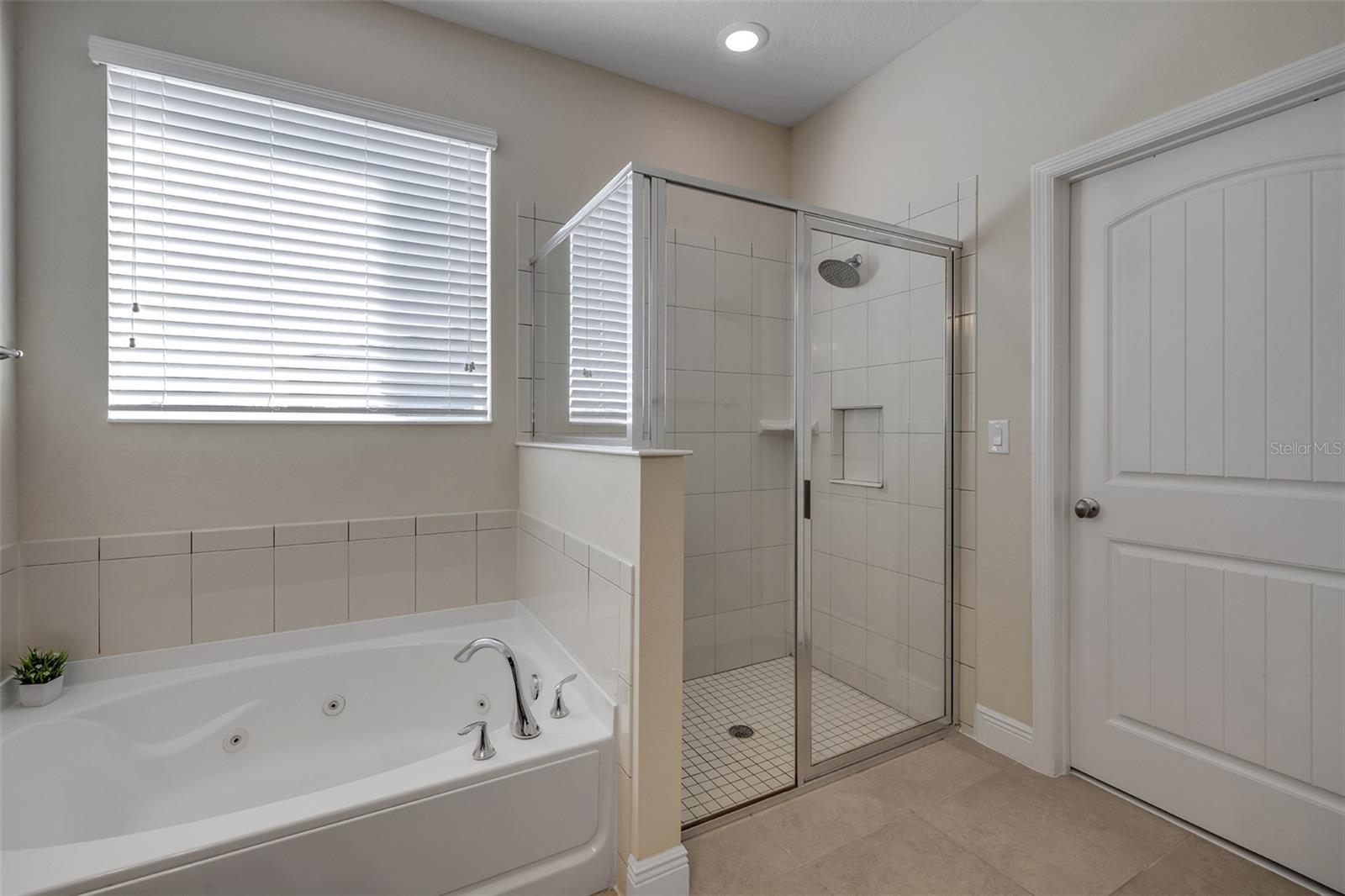 Image 27 of 56 For 259 River Vale Lane