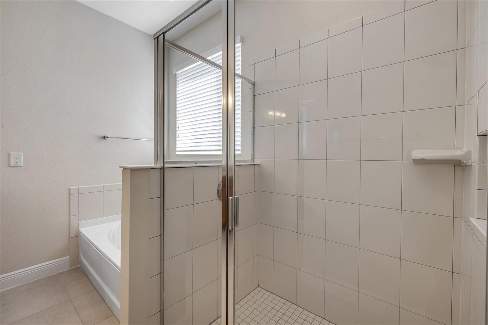 Image 28 of 56 For 259 River Vale Lane