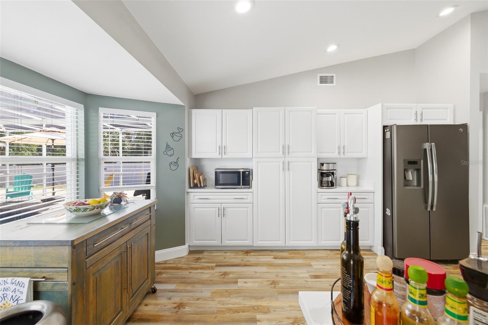 Image 12 of 70 For 893 Bolton Road