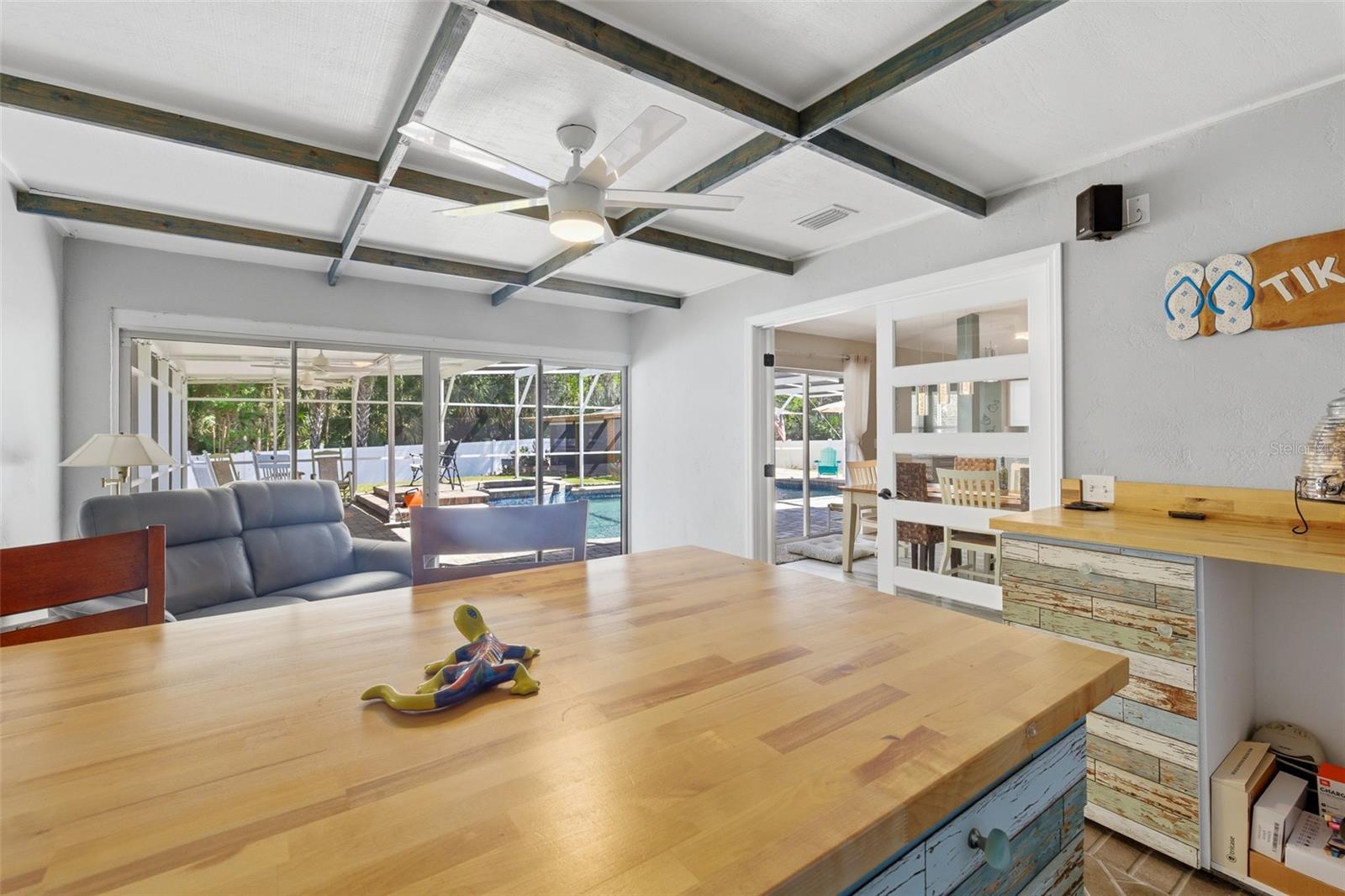 Image 18 of 70 For 893 Bolton Road