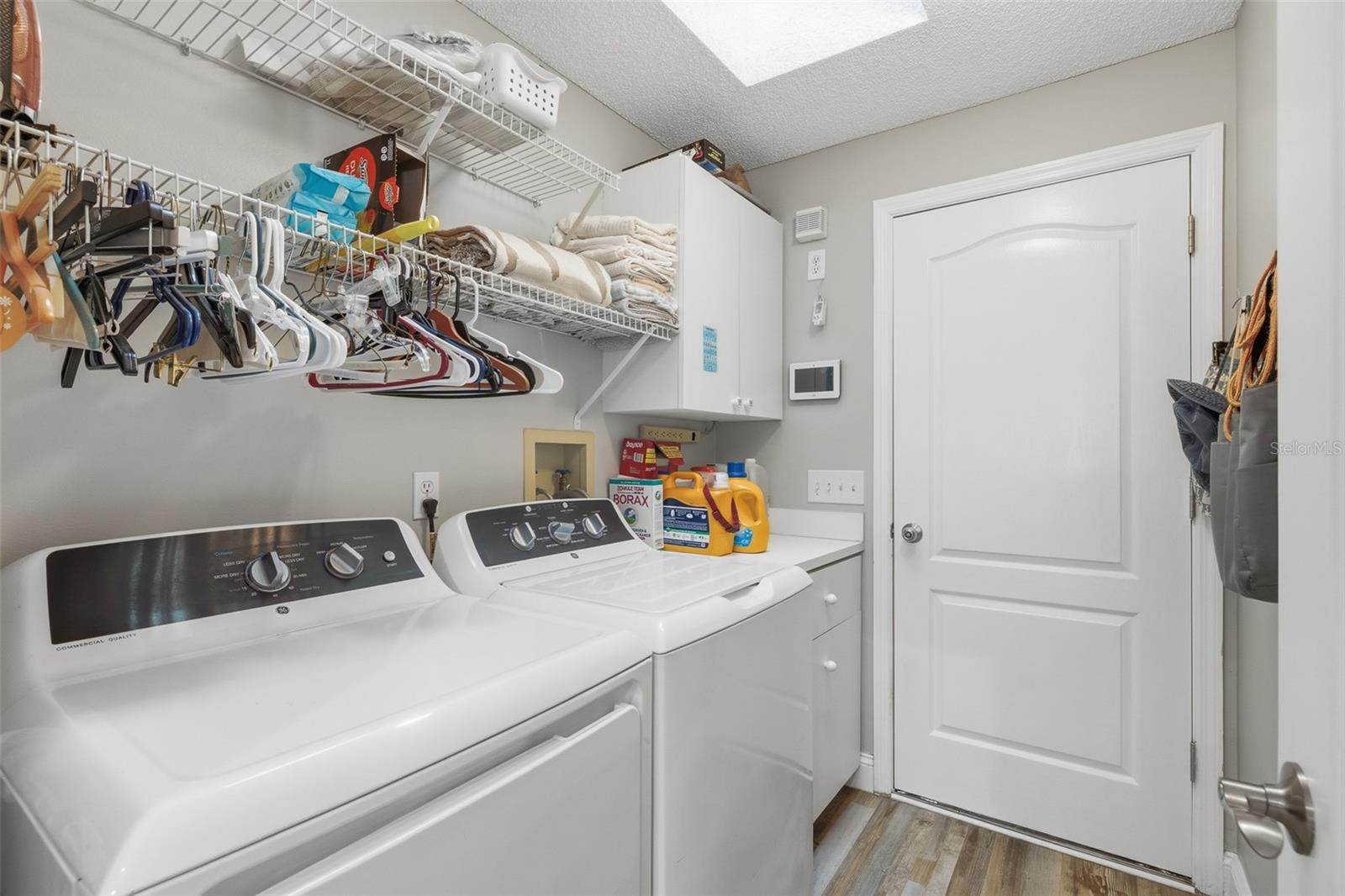 Image 19 of 70 For 893 Bolton Road