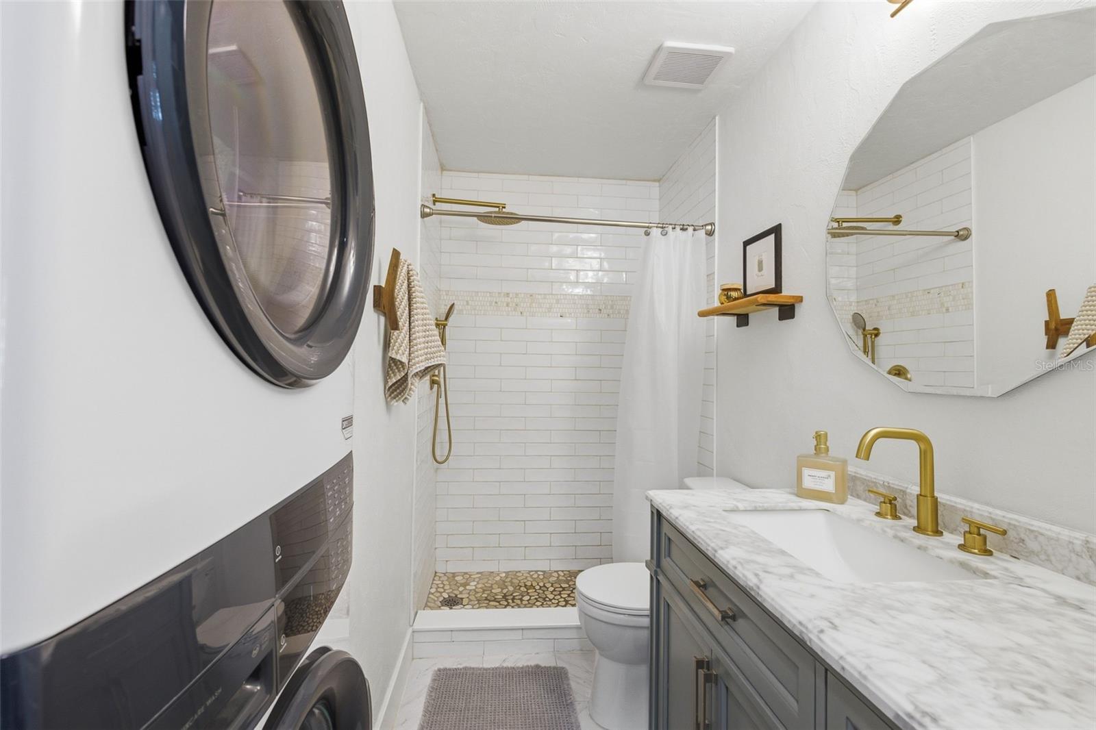 Image 46 of 70 For 893 Bolton Road