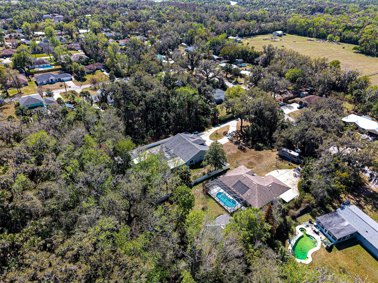 Image 54 of 70 For 893 Bolton Road