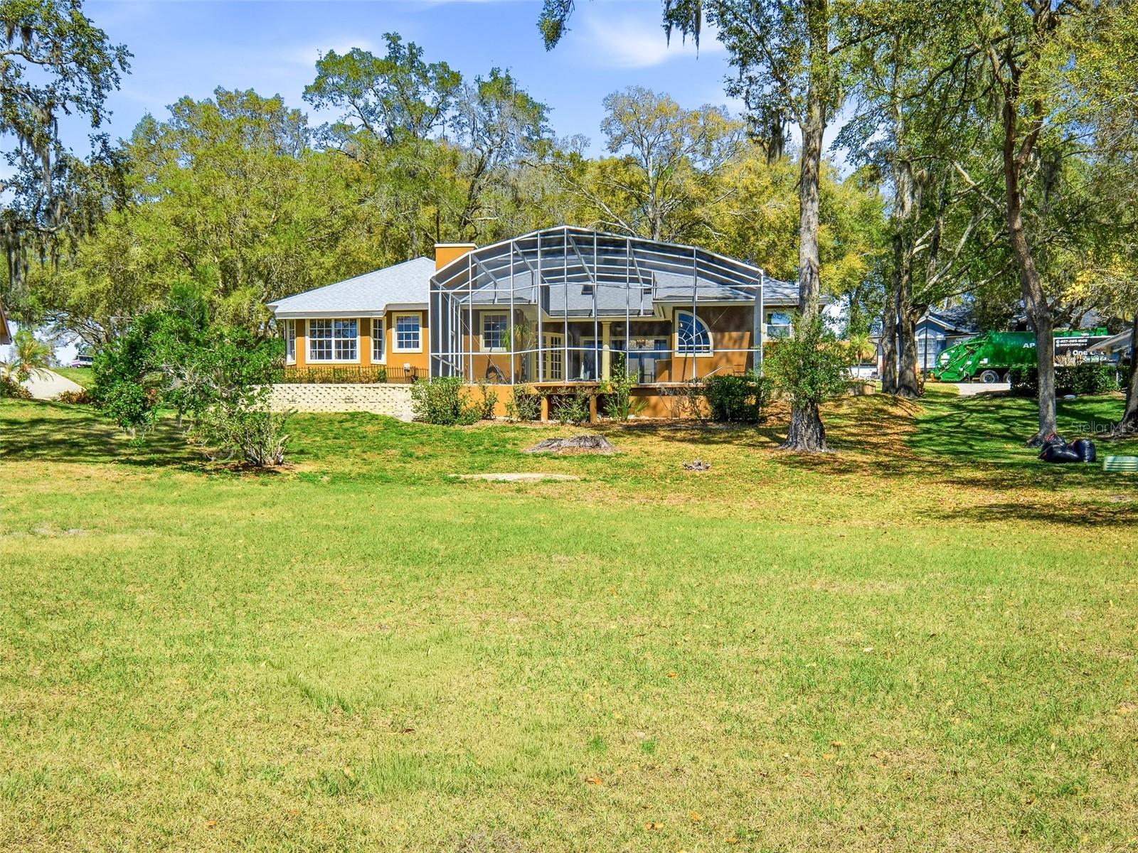 Image 12 of 59 For 1996 Tournament Drive