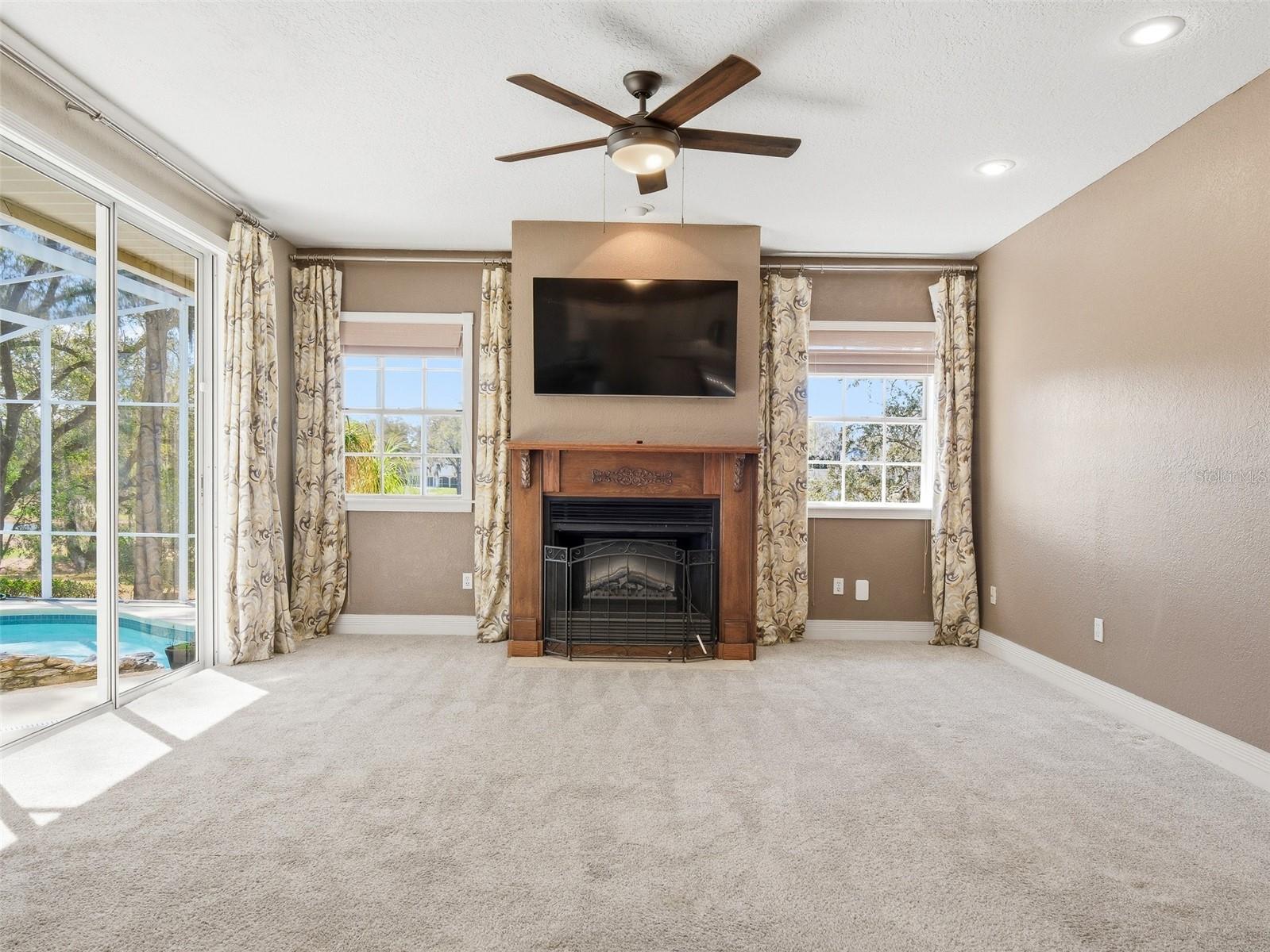 Image 27 of 59 For 1996 Tournament Drive