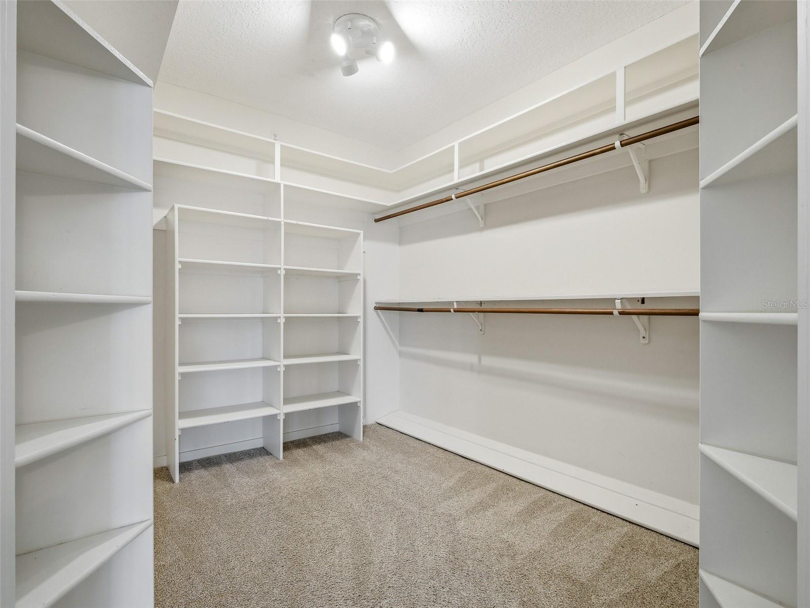 Image 31 of 59 For 1996 Tournament Drive