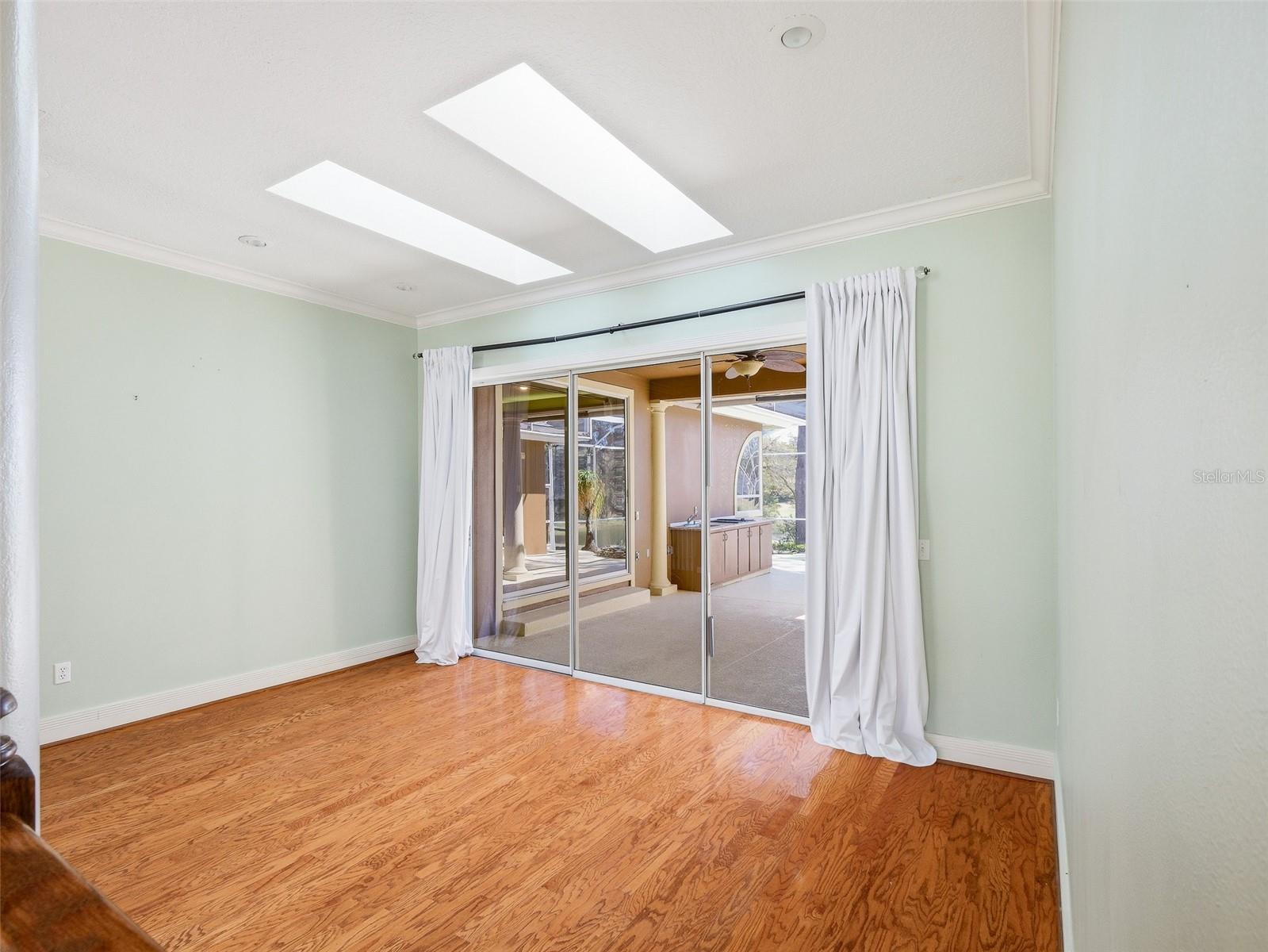 Image 48 of 59 For 1996 Tournament Drive