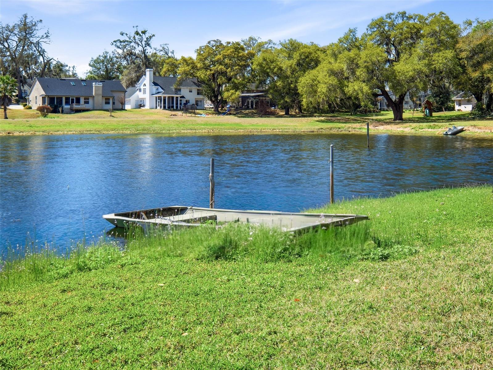 Image 5 of 59 For 1996 Tournament Drive