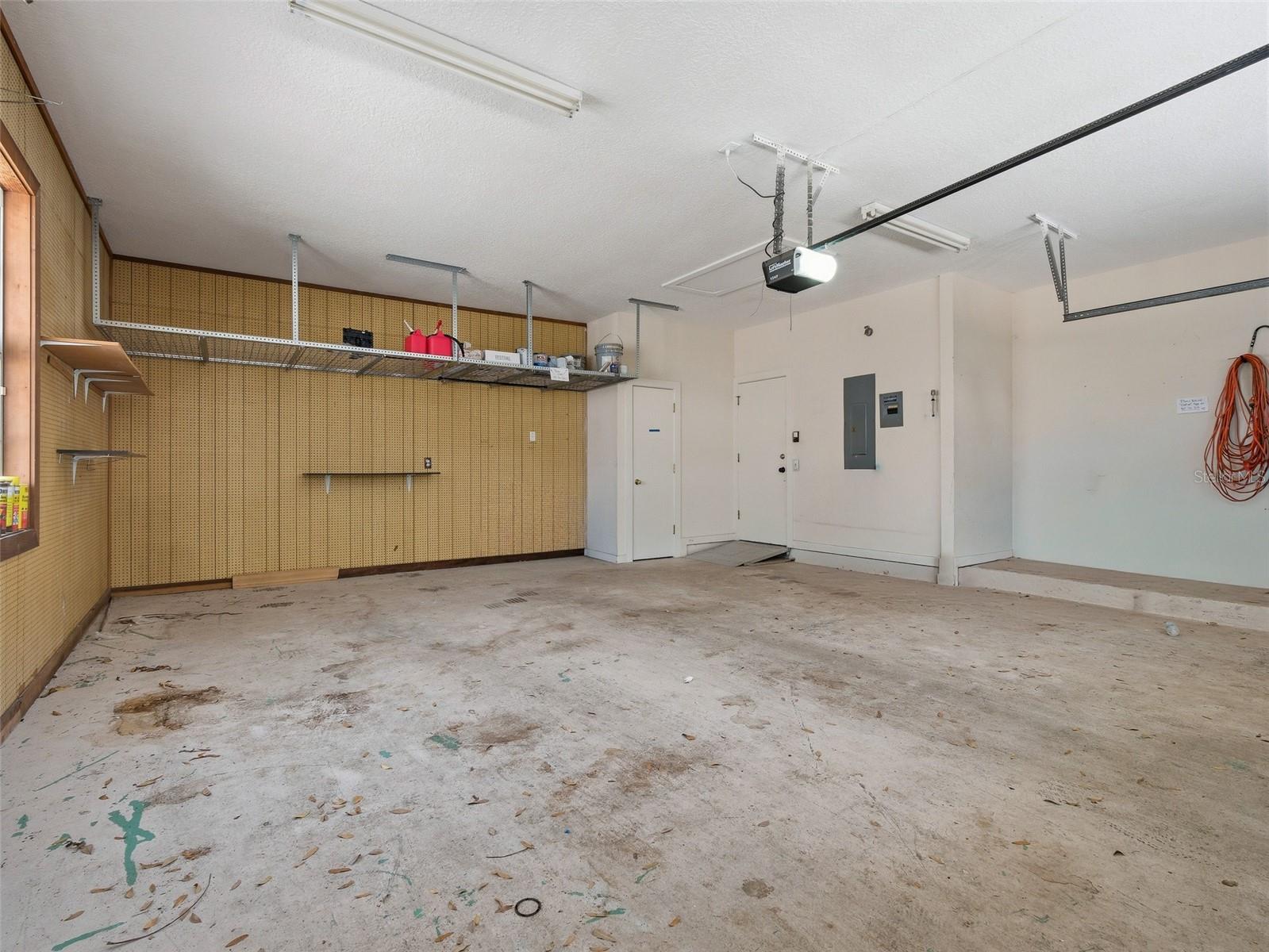 Image 55 of 59 For 1996 Tournament Drive