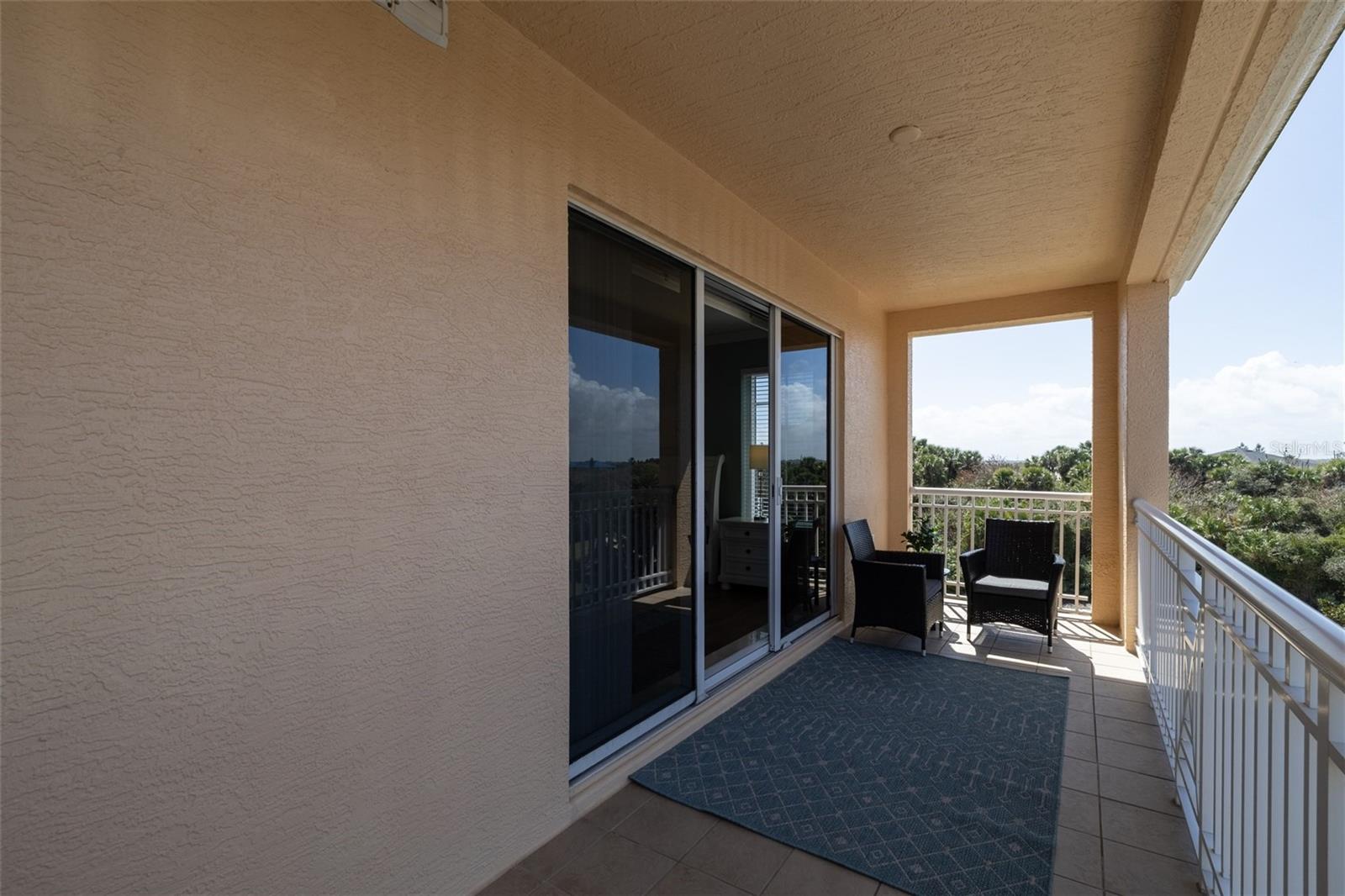 Image 10 of 43 For 250 Minorca Beach Way 406