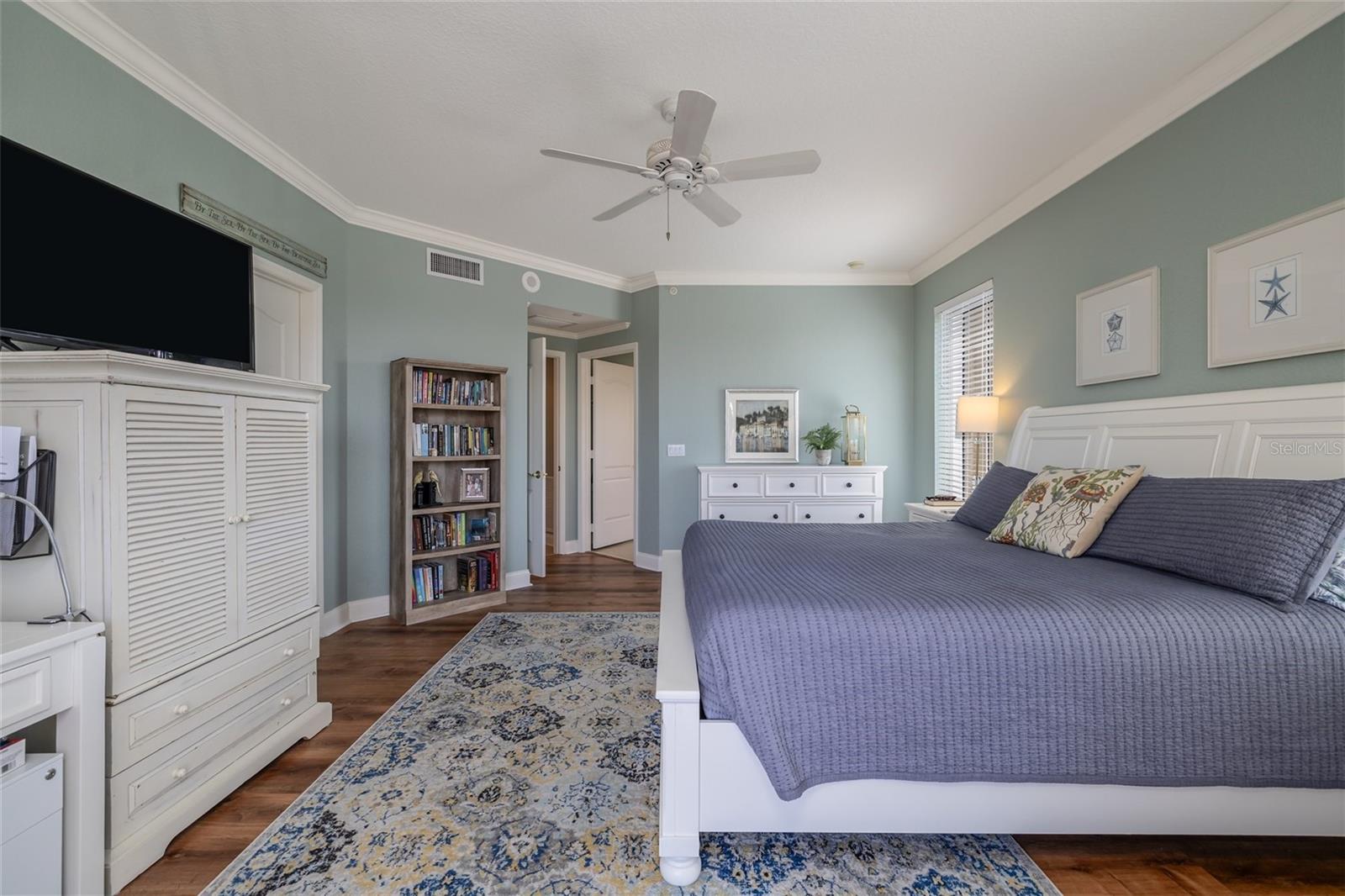 Image 9 of 43 For 250 Minorca Beach Way 406