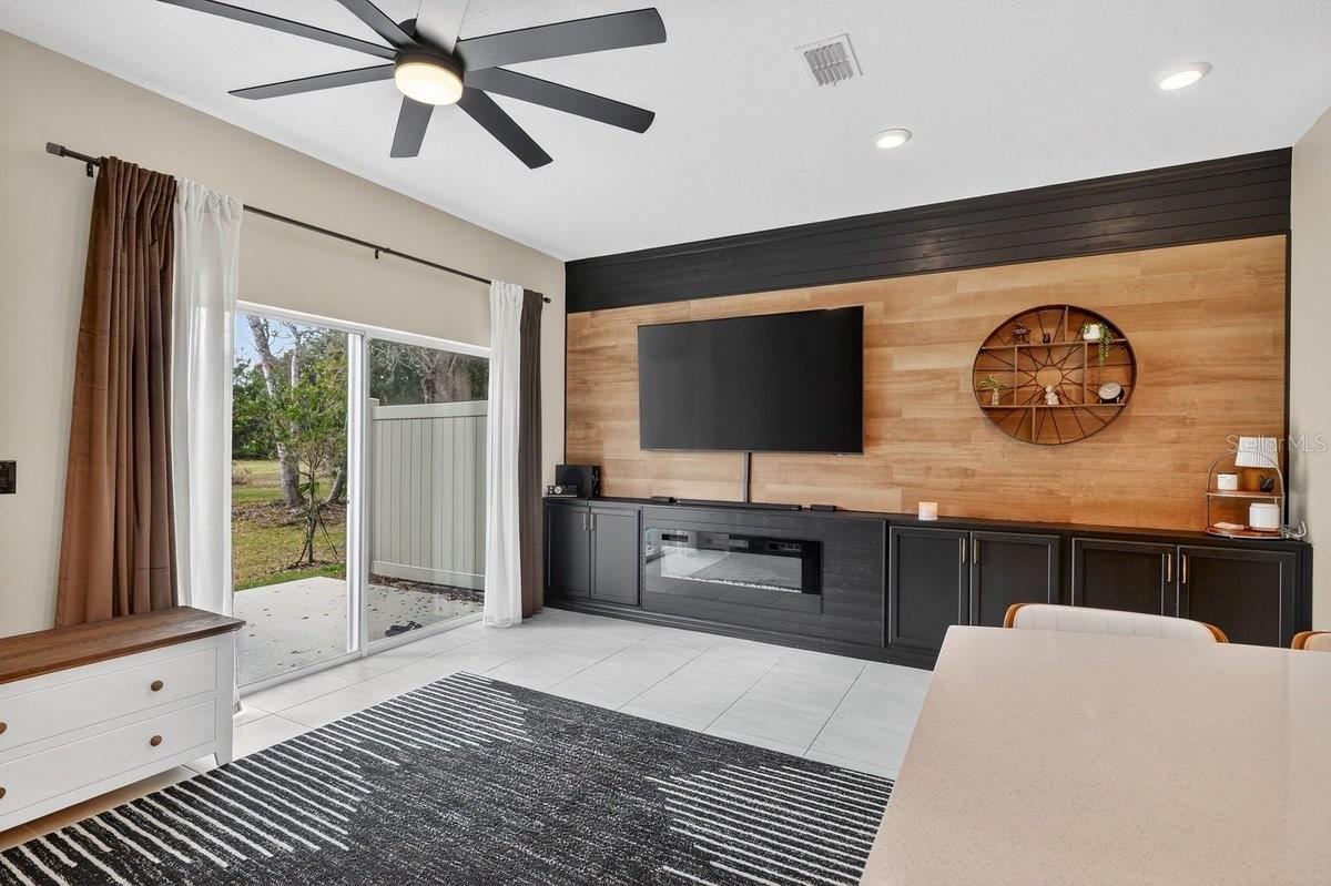 Image 15 of 46 For 350 River Front Way