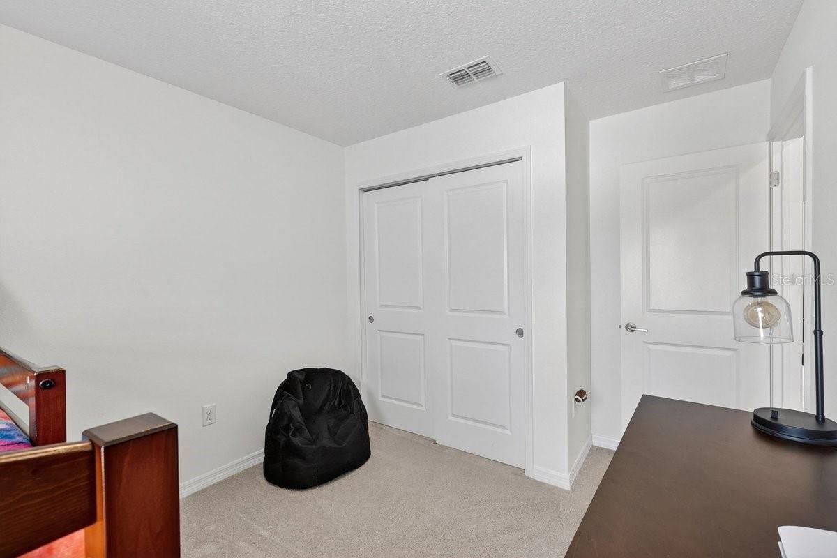 Image 24 of 46 For 350 River Front Way