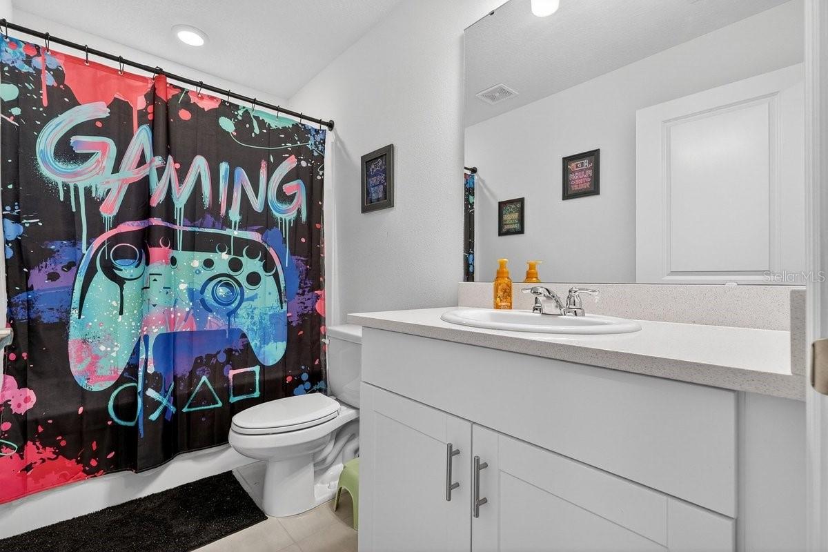 Image 26 of 46 For 350 River Front Way