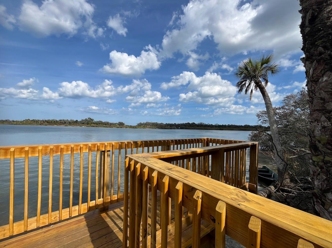 Image 34 of 46 For 350 River Front Way