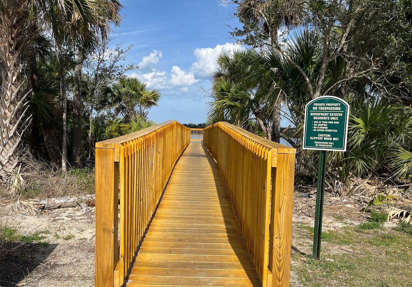 Image 36 of 46 For 350 River Front Way