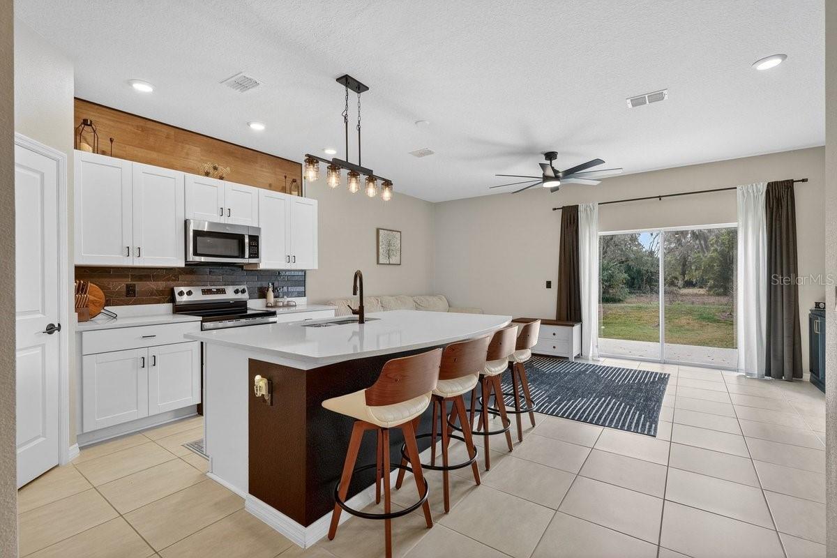 Image 9 of 46 For 350 River Front Way