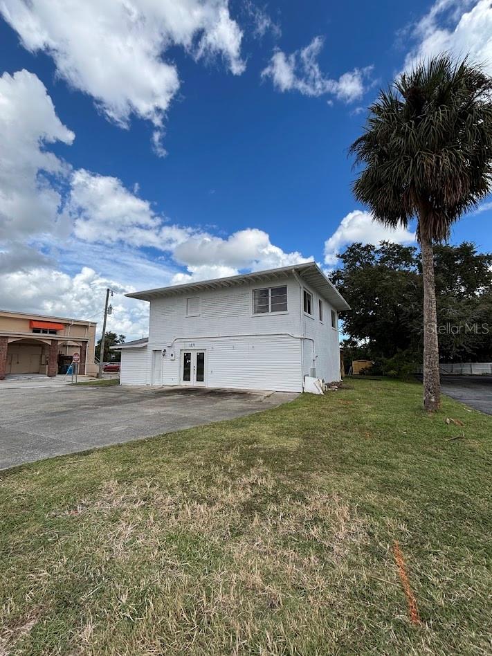 Image 4 of 8 For 1871 Ridgewood Avenue