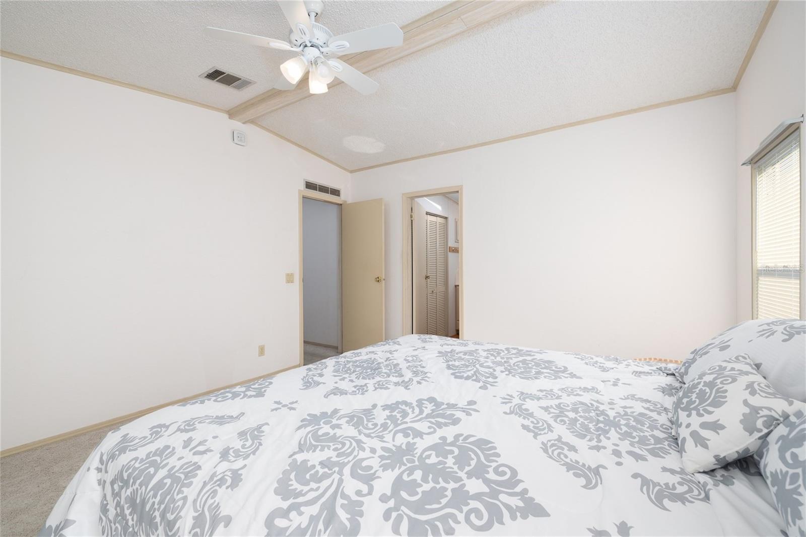 Image 19 of 55 For 721 Navigators Way