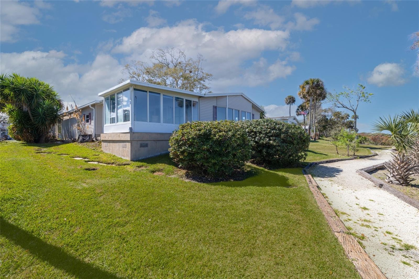 Image 30 of 55 For 721 Navigators Way