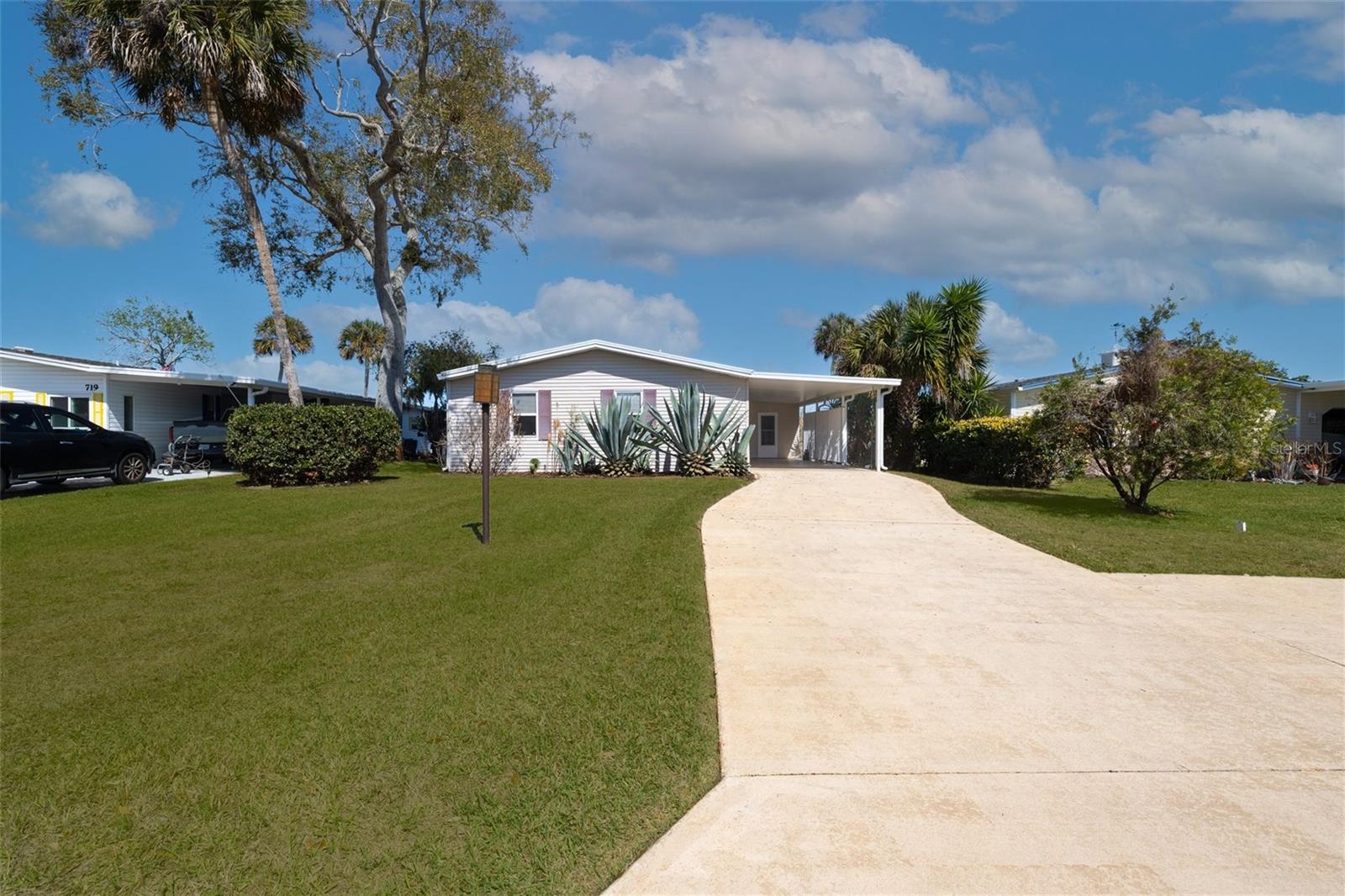 Image 5 of 55 For 721 Navigators Way