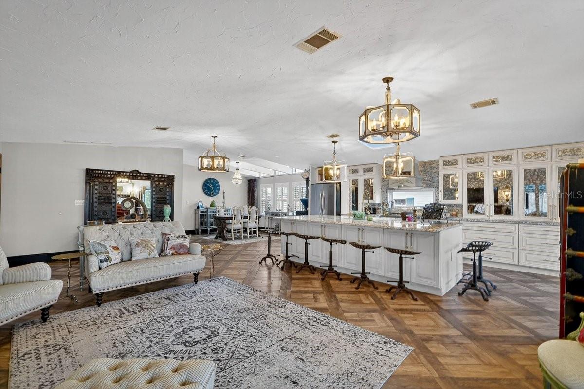 Image 26 of 73 For 747 Navigators Way