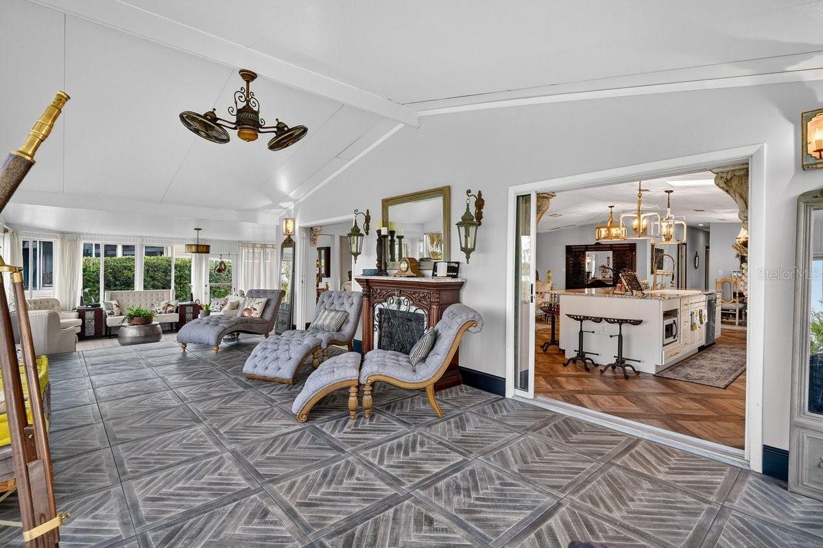 Image 35 of 73 For 747 Navigators Way