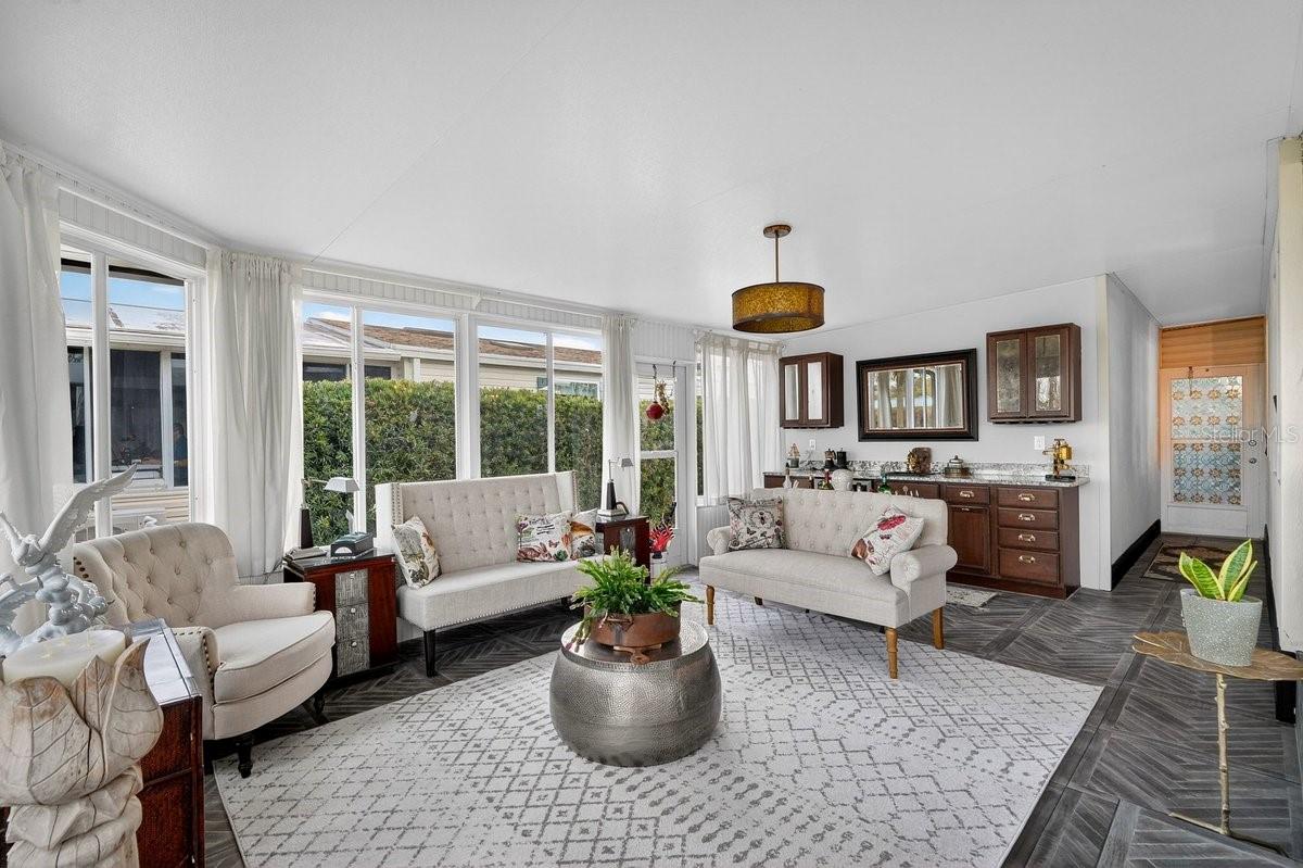 Image 37 of 73 For 747 Navigators Way