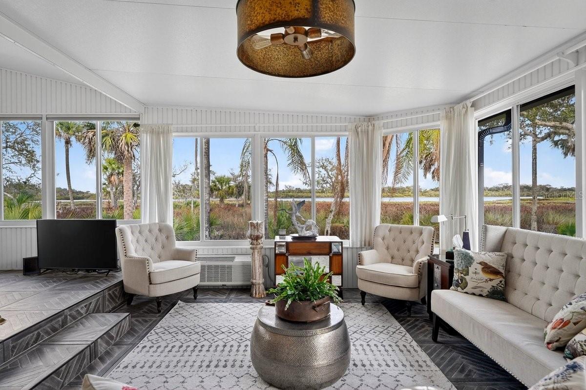 Image 38 of 73 For 747 Navigators Way