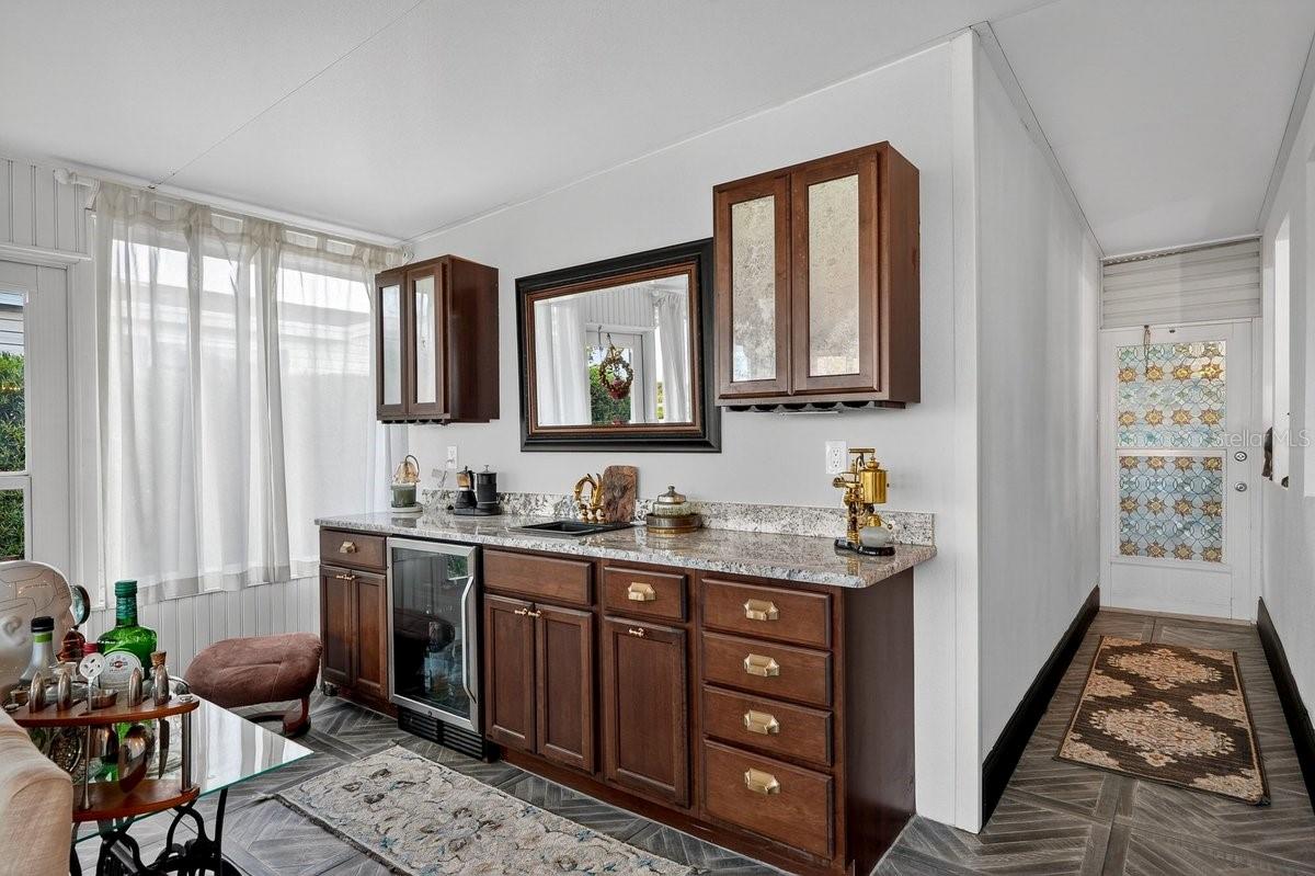 Image 40 of 73 For 747 Navigators Way