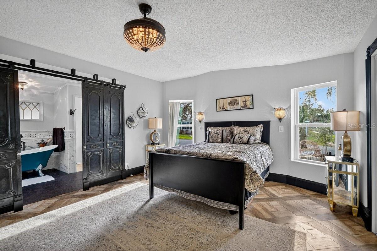 Image 41 of 73 For 747 Navigators Way