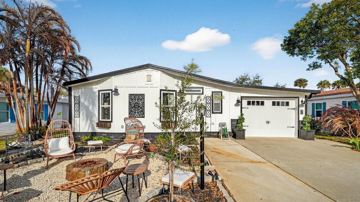 Image 9 of 73 For 747 Navigators Way