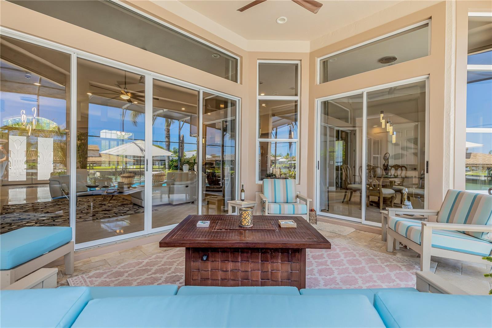 Image 15 of 100 For 133 Via Capri