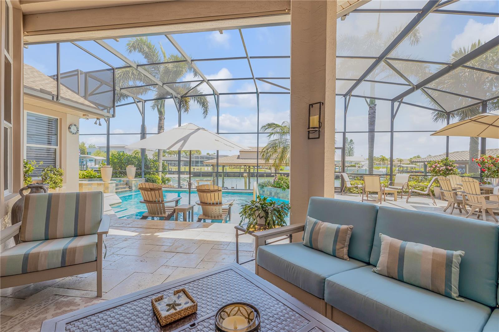 Image 17 of 100 For 133 Via Capri