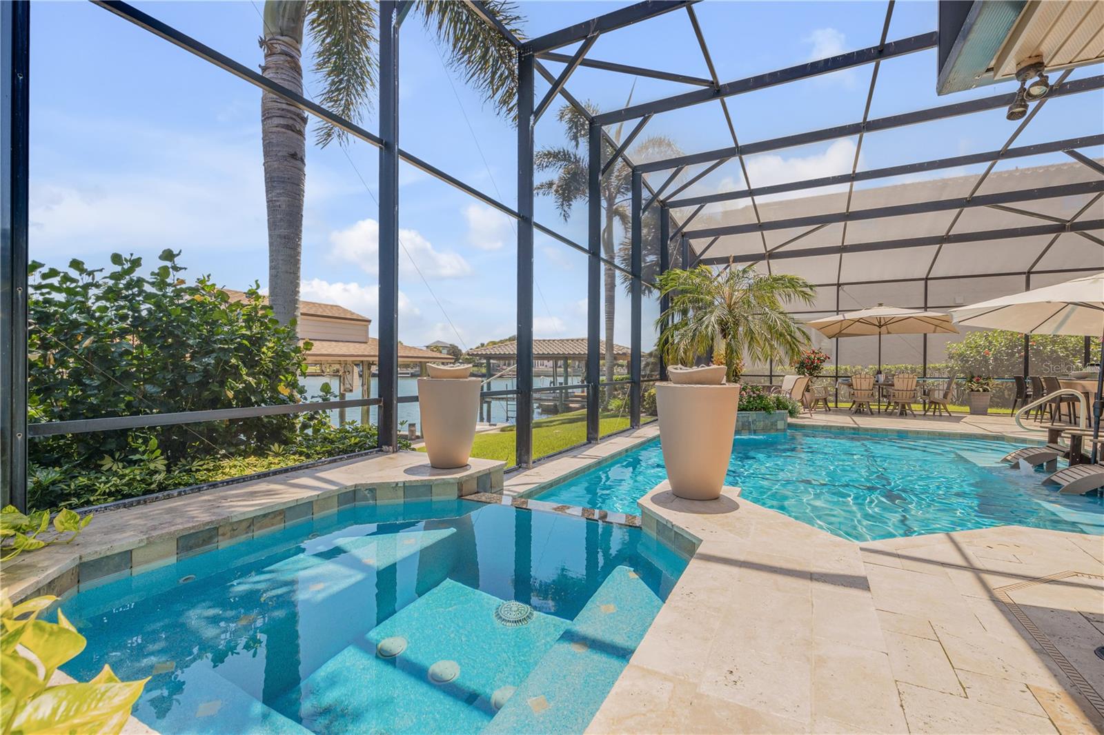 Image 37 of 100 For 133 Via Capri